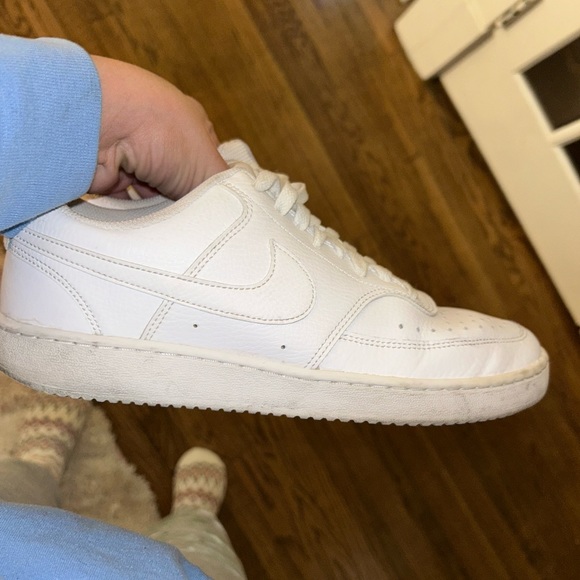 NIKE WHITE AIR FORCE SIZE 8.5men/10 women - Picture 2 of 7